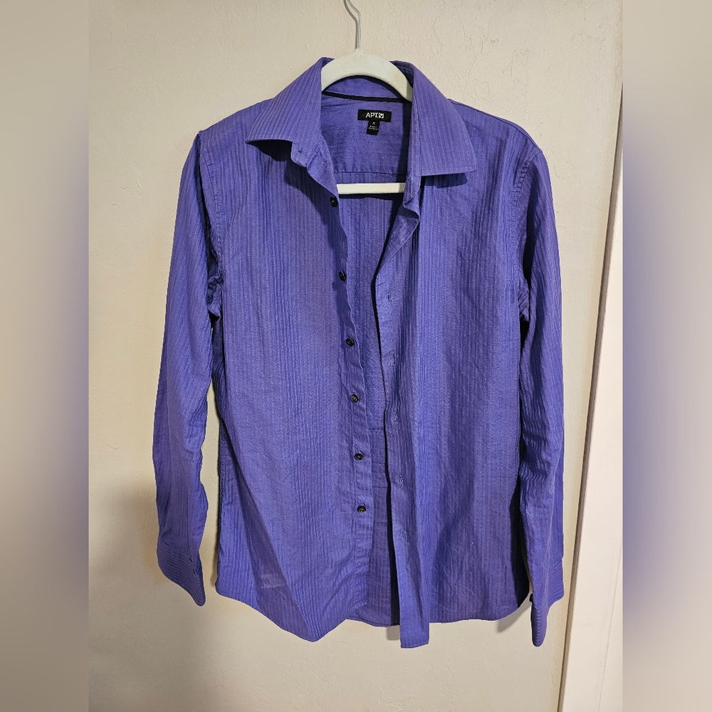 Apt 9 long sleeve button up shirt